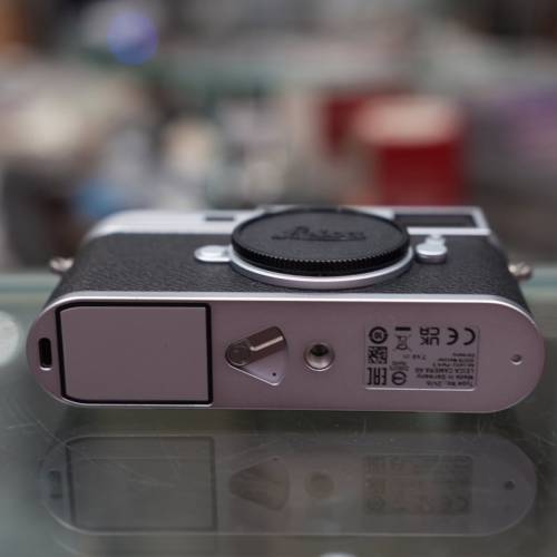 leica m11 digital camera silver