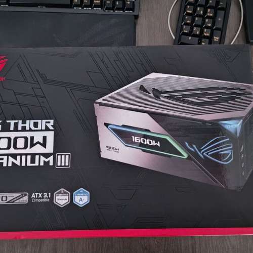 Asus 華碩 ROG Thor 1600W Titanium III 80Plus Titanium 鈦金牌 全模組 火牛