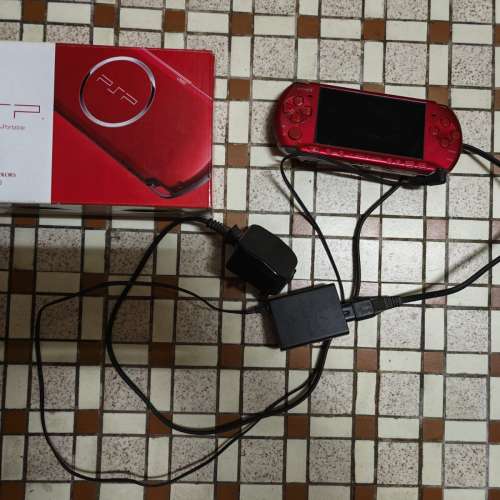 出售Sony Psp3000紅色香港行貨全套連盒