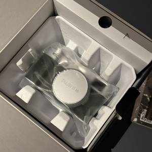 (全新未使用) Fujifilm x100vi 銀色