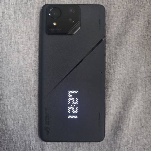 ASUS ROG PHONE 8 Pro 24+1TB 國際版雙卡5G 新淨