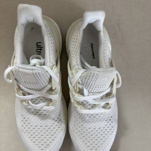 運動鞋 ultra boost