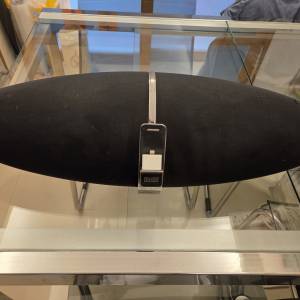 英國 B&W Zeppelin 喇叭（第一代/有小問題）
