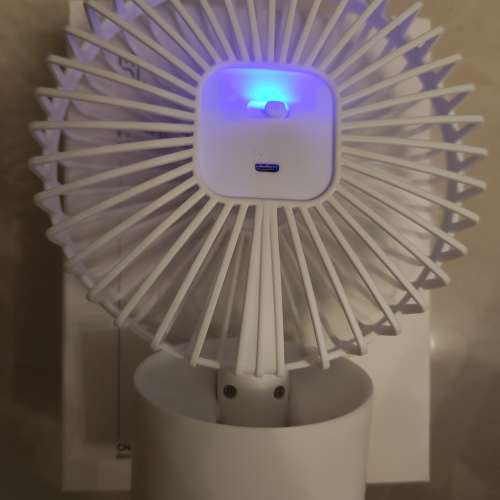 全新 MIDI FASHION FAN 便携式充電風扇