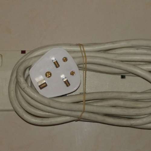 4位獨立指示燈開關拖板 總長366cm 價錢是以ㄧ個計