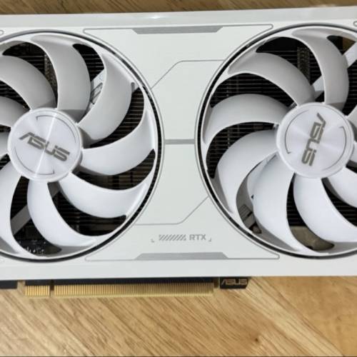 ASUS Dual GeForce RTX 3060 Ti White OC Edition 8GB GDDR6X 白色 顯示卡