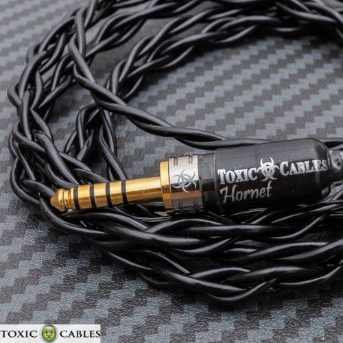 Toxic Cables Hornet 耳機升級線