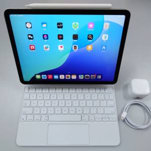 Apple iPad Air 4 64GB 綠色 連 Apple pencil 2 及 Apple magic keyboard **請看描...