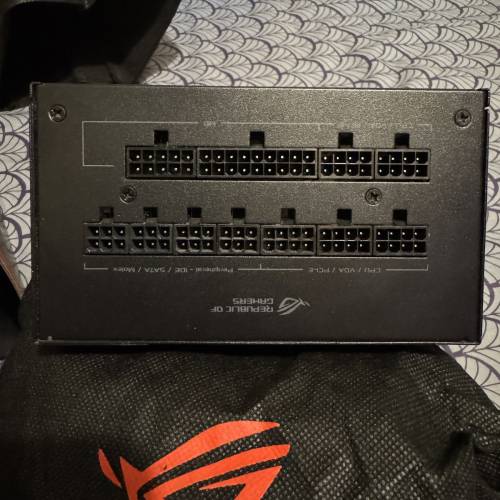 火牛1000W ASUS ROG STRIX 80Plus Gold金牌 全模組