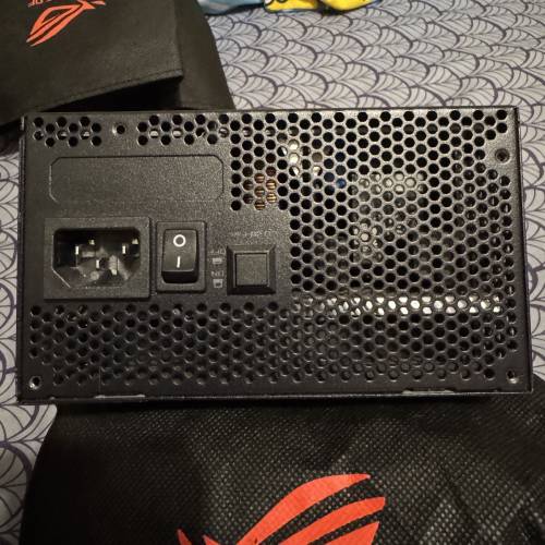 火牛1000W ASUS ROG STRIX 80Plus Gold金牌 全模組