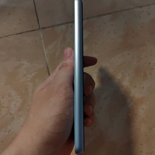 Samsung Galaxy A33 5G 藍色 8gb ram + 128gb rom