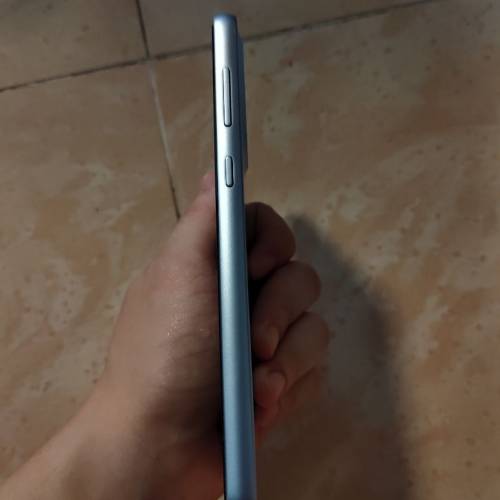 Samsung Galaxy A33 5G 藍色 8gb ram + 128gb rom