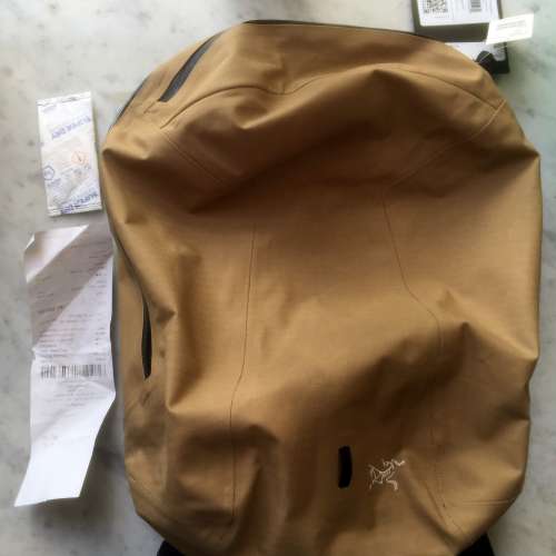 $2000 100% 全新 Arcteryx - Granville 16 Backpack (買回來沒有用過)