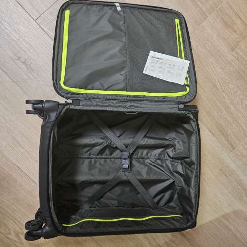 Samsonite Samsonite Rythum - Spinner 行李箱 55厘米/20吋 (可擴充) (最後1件)