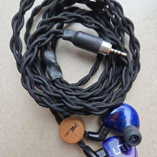 UM unique melody marcella + Mad Cable Re-mirror CM2.5 + PwAudio 1960s 4wireCM2.5