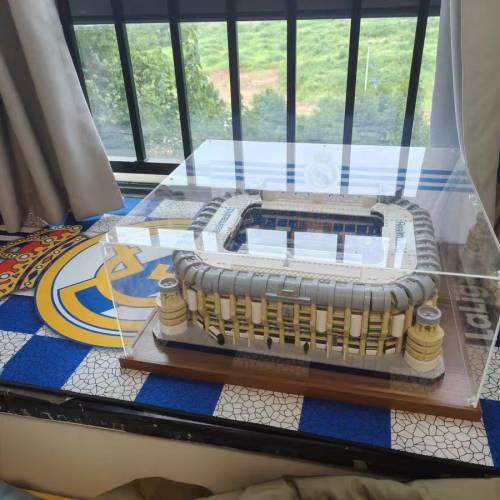 🚚包送貨 皇馬班拿貝球場模型 連展示盒