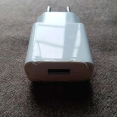 ONEPLUS (1+)電源轉換器