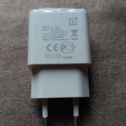 ONEPLUS (1+)電源轉換器