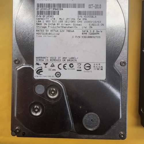 Seagate & hitachi 2T hard disk