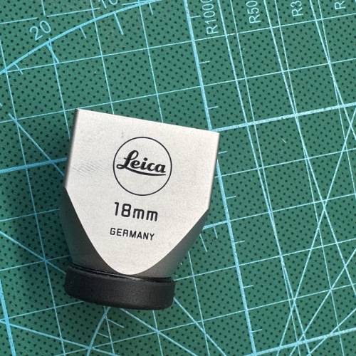 leica 18mm viewfinder