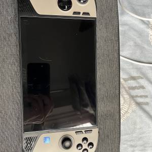 MSI 微星 Claw 8 AI+ A2VM 電競手提遊戲機