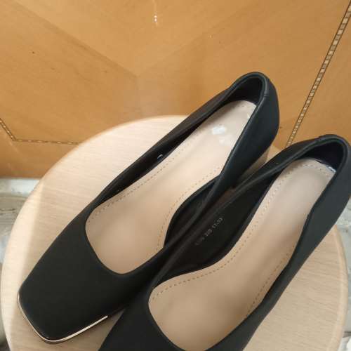 Black 2.5 hil lady shoes