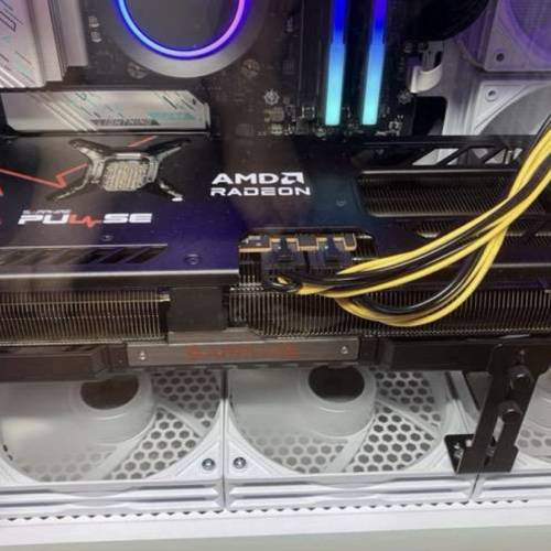 Sapphire PULSE AMD Radeon™ RX 9070 XT GPU Display Card