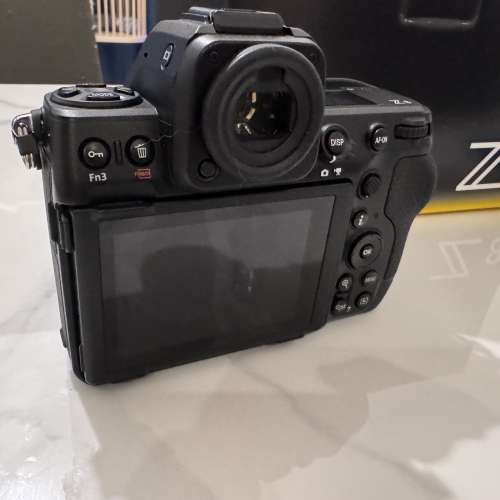 Nikon Z8