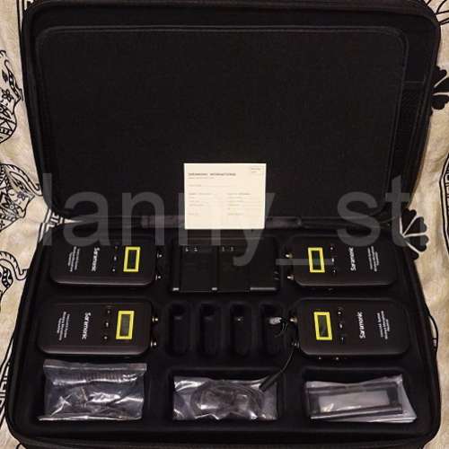Saramonic VmicLink5 5.8GHz 一對三無線麥克風系統 (RX+TX+TX+TX) 原價$6400
