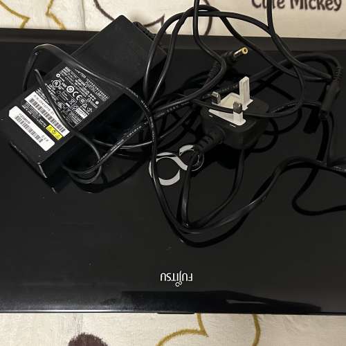 Fujitsu LIFEBOOK AH531 15.6吋 屏幕 Notebook - Intel i3-2330M, 8GB Ram, 120GB SSD