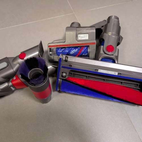 Dyson V8 Fluffy SV25