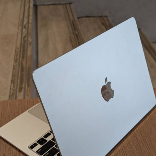 M2 MacBook Air 13吋 8+256