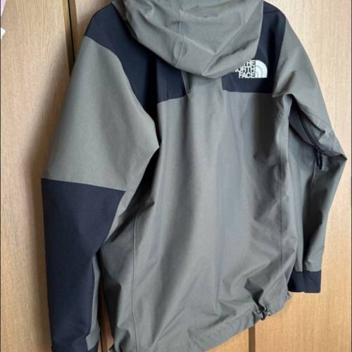 THE NORTH FACE NP61800 墨綠色