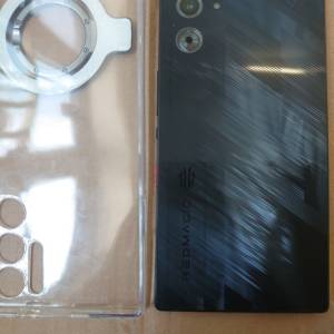 紅魔9pro 國際版 12+256 淨機加一個保護套