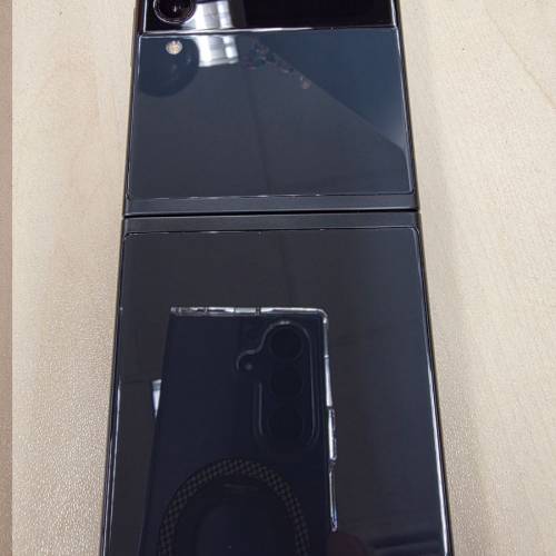 ZFILP3 Samsung 5G 256 GB  90 % new GOOD 綠色