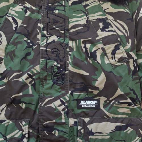 XLARGE 迷彩厚褸羽絨外套