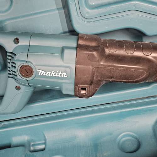 Makita JR3050T