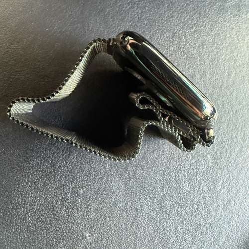 Apple Watch 10 titanium