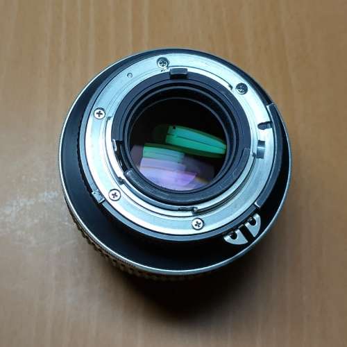 Nikon ais 105mm F1.8