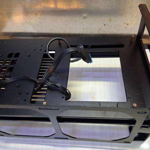 開放式厚鋁材料ITX機架 XTIA XPROTO-N V2