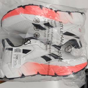 Reebok波鞋EUR46号