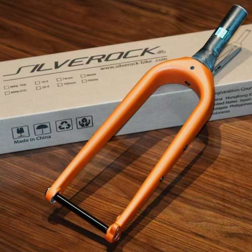 SILVEROCK 碳纖維 英布GLINE 桶軸前叉 (輕量高強度升級首選)