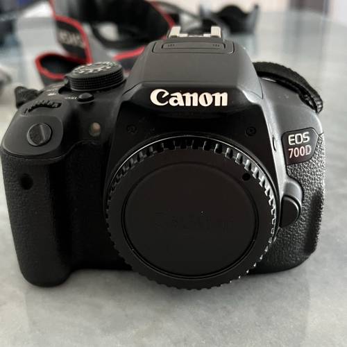Canon EDS 700D