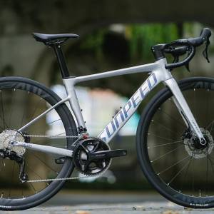 2026款 SUNPEED GALAXY 24速 桶軸油剎 碳叉鋁合金公路車 送水架前後蛙燈