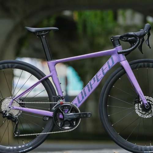 2026款 SUNPEED GALAXY 24速 桶軸油剎 碳叉鋁合金公路車 送水架前後蛙燈