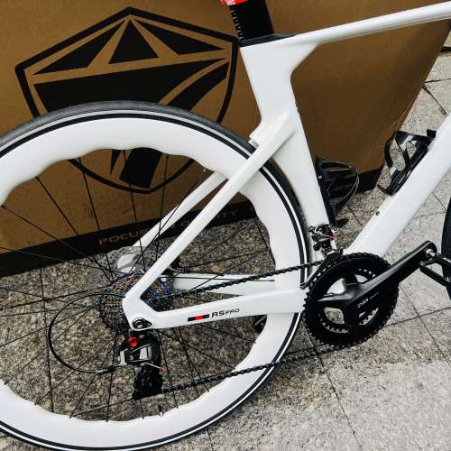 特價款式 2025 TWITTER R5 PRO 二代 24速碟剎桶軸碳纖維公路車 送水架前後蛙燈