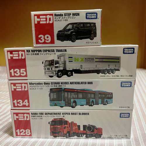 TAKARA TOMY 車仔