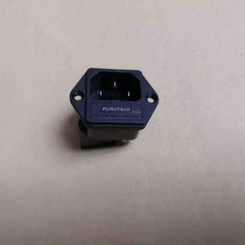 古河 Furutech Fl-03 鍍銠電源插座