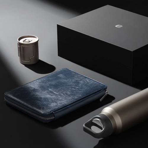 小米悅享禮盒（包含純鈦Ti保溫杯500mL、純鈦Ti馬克杯200mL、 拉鏈筆記本）（全新未...