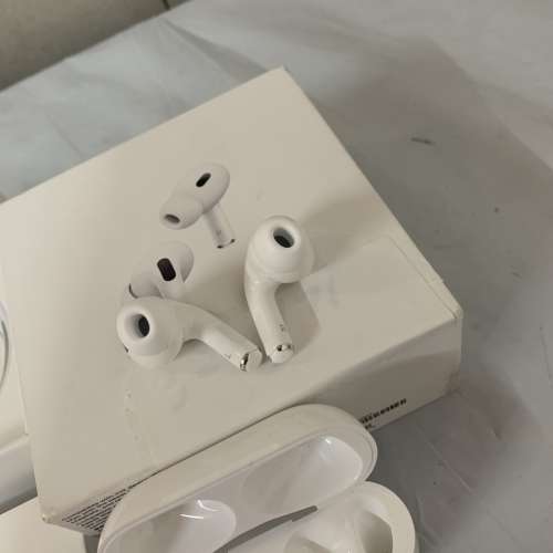 99%New Apple AirPods Pro 2 MagSafe Case (USB-C) MTJV3 保到29-1-2026